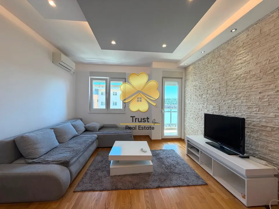 Izdavanje, jednosoban stan, 45m², City Kej, Podgorica