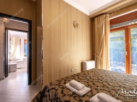 Prodaja, trosoban stan, 101m², Orahovac, Kotor - image 23