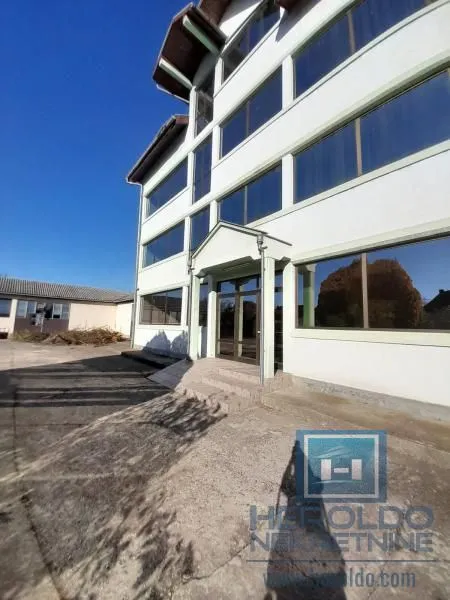 Rent, office space, 1300m², Supska, Ćuprija
