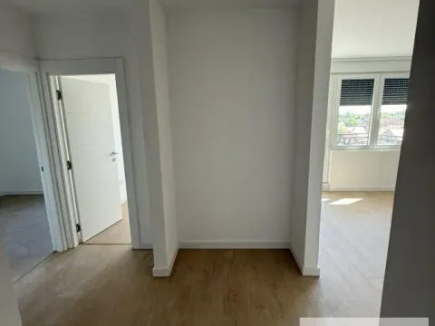 Izdavanje, trosoban stan, 69m², Nova Pazova, Stara Pazova - image 7