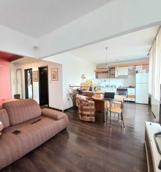 Prodaja, dvosoban stan, 59m², Voždovačka Crkva, Voždovac Sve Podlokacije