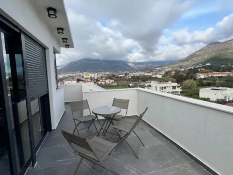 Izdavanje, dvosoban stan, 150m², Polje, Bar - image 10