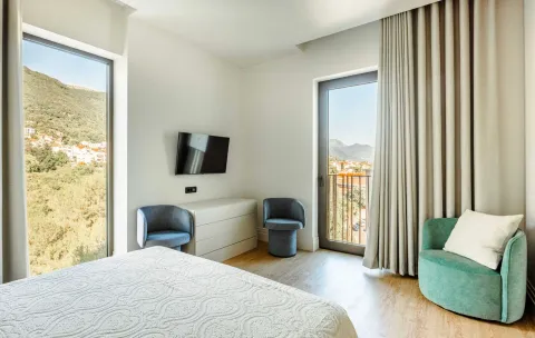 Rent, one bedroom apartment, 92m², Porto Montenegro, Tivat - image 10