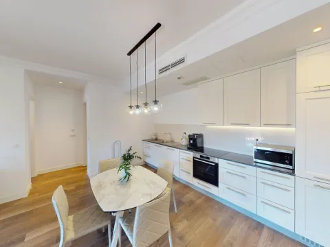 Prodaja, jednosoban stan, 69m², Luštica Bay, Tivat - image 2