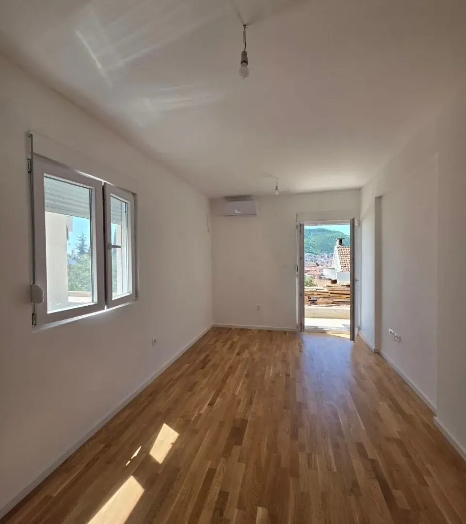 Sale, one bedroom apartment, 41m², Podkošljun, Budva