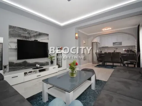 Prodaja, kuća, 345m², Strelište, Pančevo - image 3