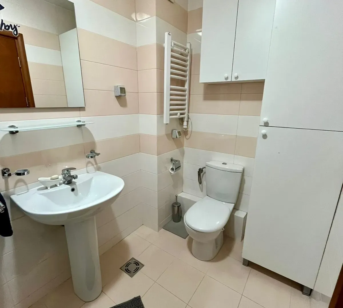 Rent, one bedroom apartment, 43m², Stari Aerodrom, Podgorica
