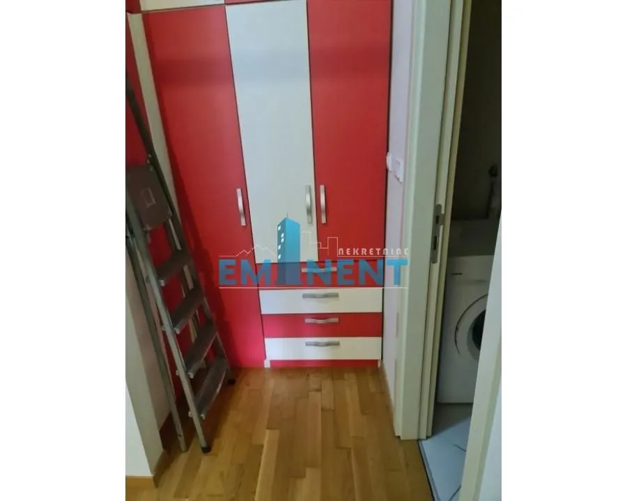 Izdavanje, trosoban stan, 91m², Voždovac Sve Podlokacije, Beograd