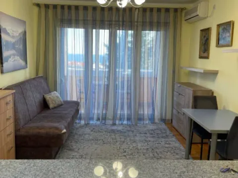 Sale, one bedroom apartment, 55m², Bečići, Budva - image 3