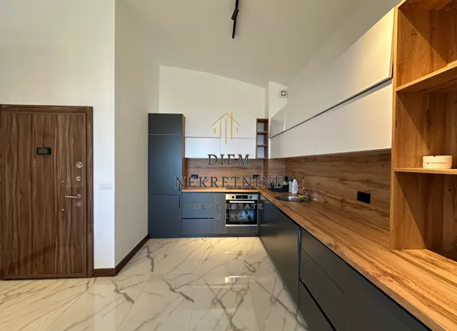 Rent, two bedroom apartment, 72m², Bjeliši, Bar