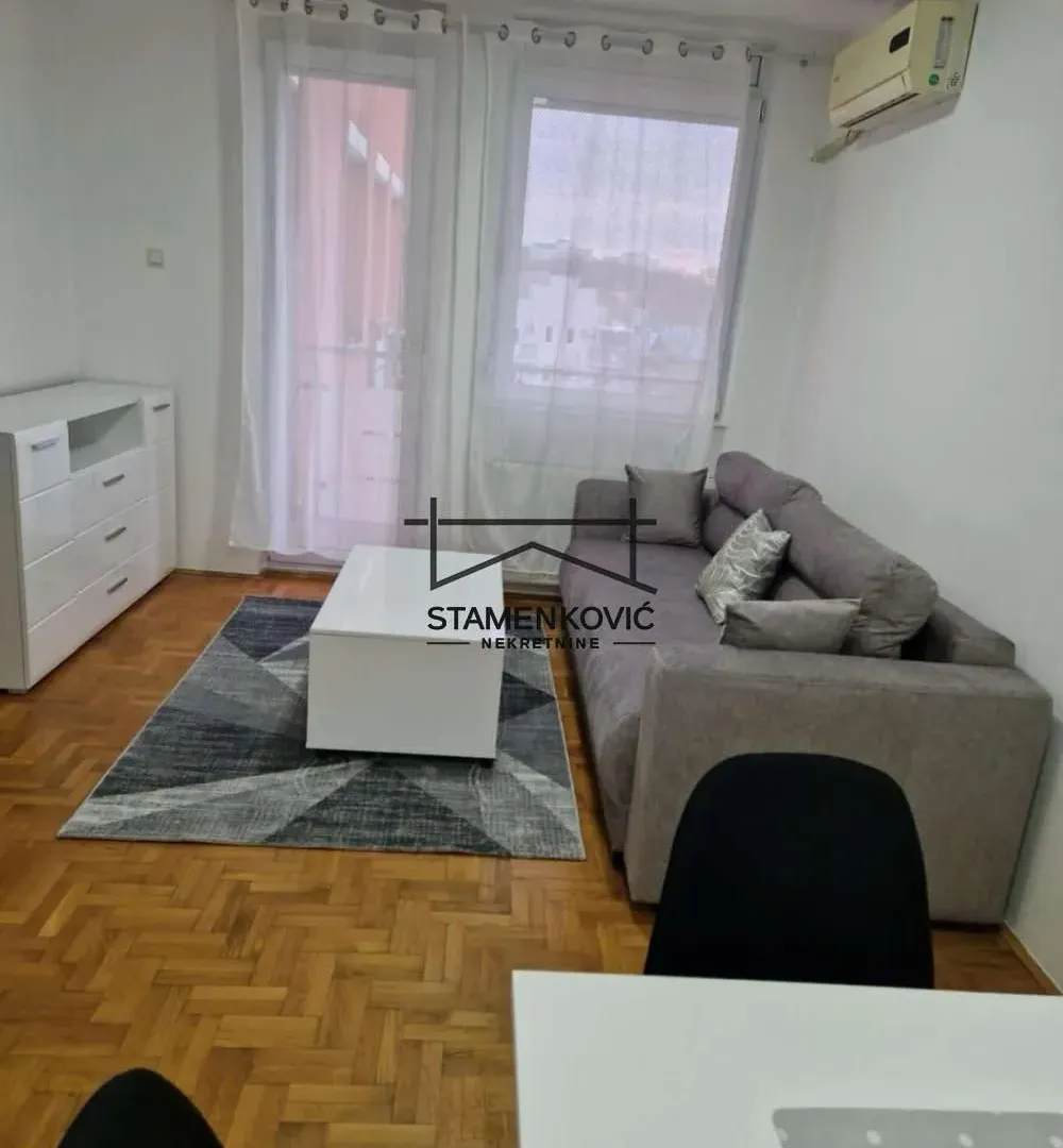 Prodaja, jednosoban stan, 42m², Socijalno, Novi Sad Sve Podlokacije