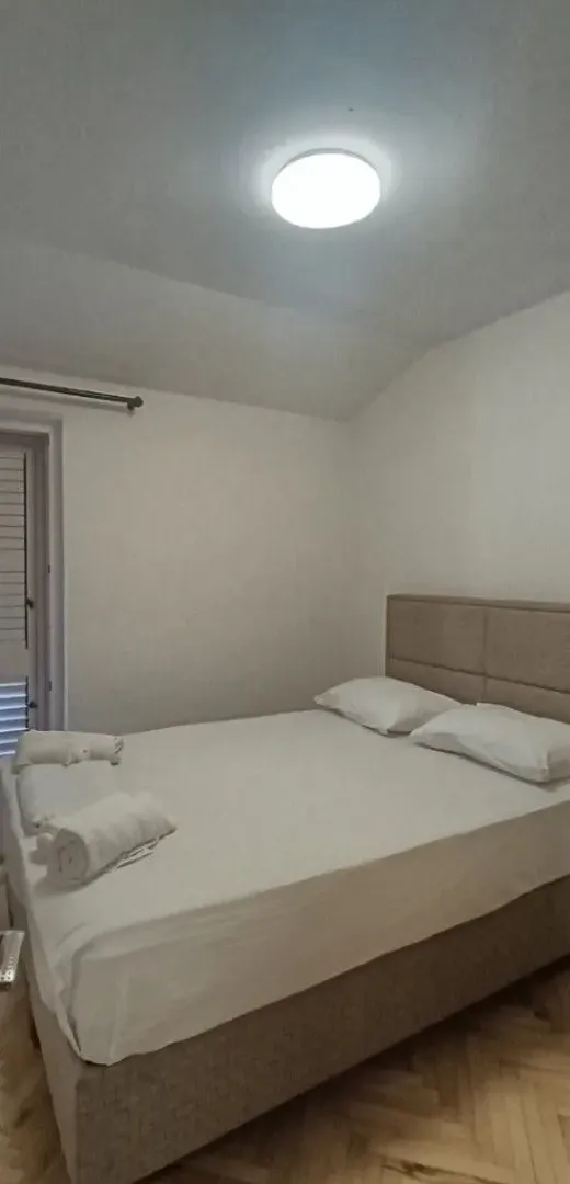 Rent, two bedroom apartment, 52m², Velji Vinogradi, Budva