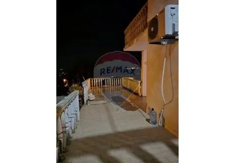 Rent, three bedroom apartment, 100m², Radovići, Tivat - image 4