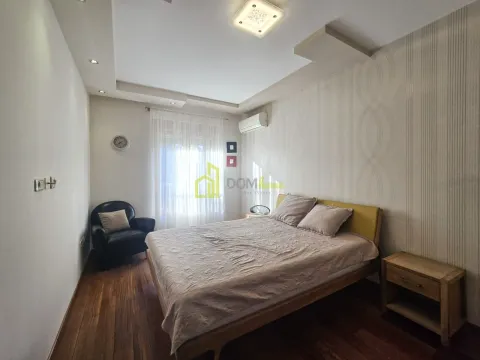 Izdavanje, dvosoban stan, 75m², Centar, Podgorica - image 8