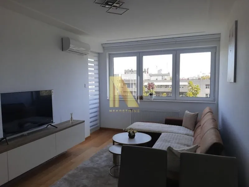 Izdavanje, dvosoban stan, 47m², Grbavica, Novi Sad Sve Podlokacije