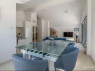 Prodaja, dvosoban stan, 90m², Morinj, Kotor - image 9