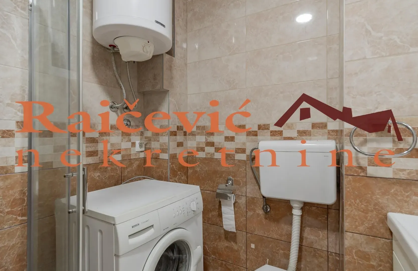 Sale, three bedroom apartment, 114m², Lion, Zvezdara Sve Podlokacije