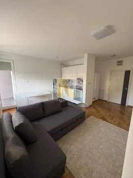 Izdavanje, dvosoban stan, 57m², Socijalno, Novi Sad Sve Podlokacije - image 2