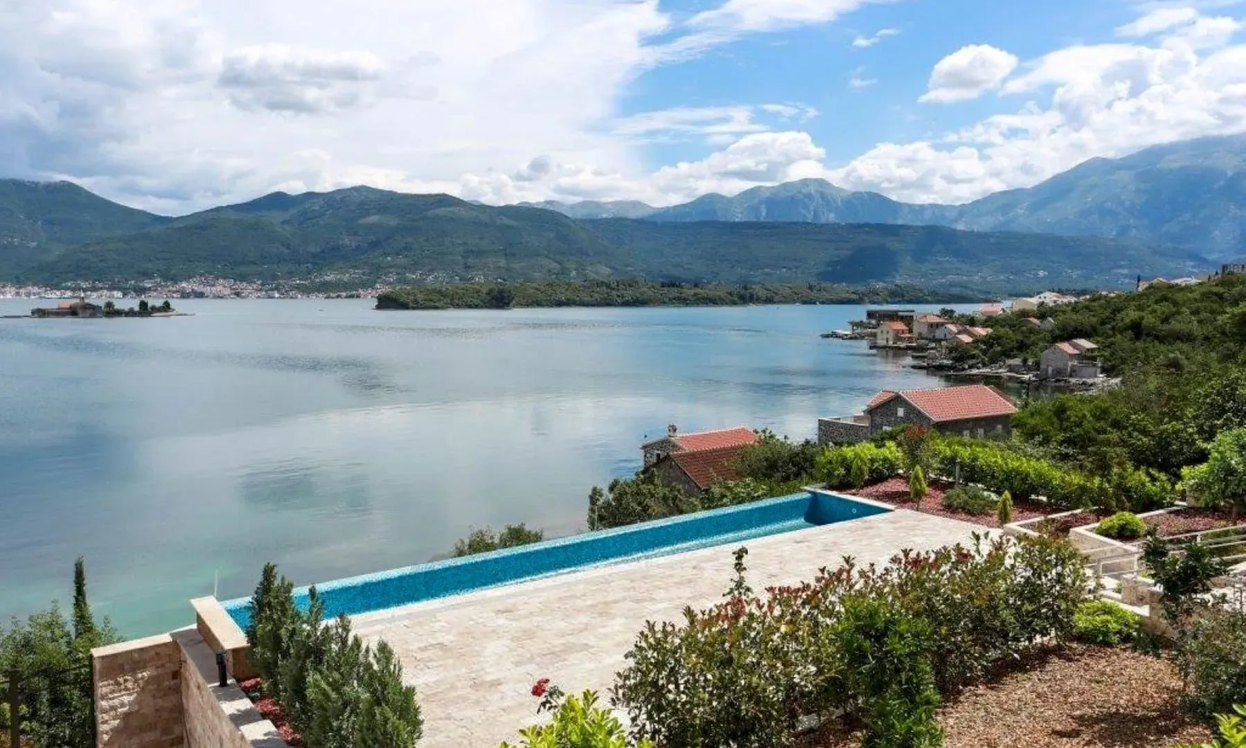 Sale, house, 517m², Kotor, Crna Gora