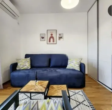 Izdavanje, garsonjera, 34m², City Kvart, Podgorica - image 3