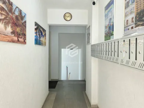 Rent, one bedroom apartment, 47m², City Kej, Podgorica - image 14