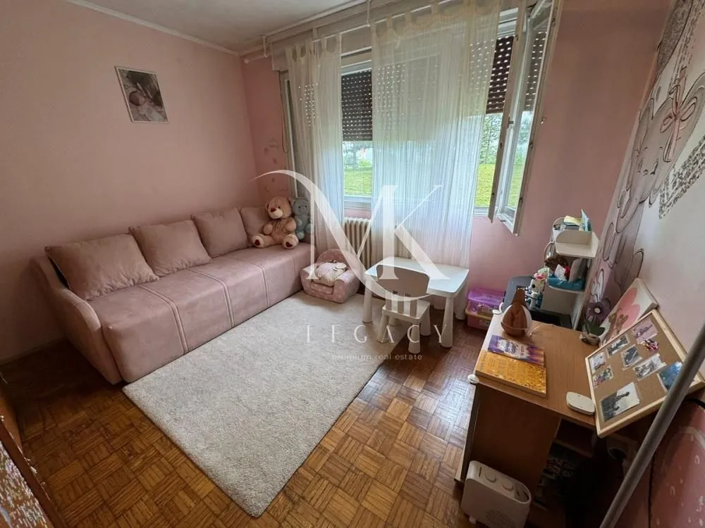 Prodaja, trosoban stan, 71m², Brace Jerković, Voždovac Sve Podlokacije