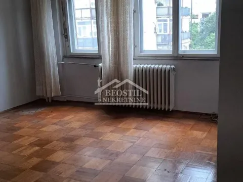 Sale, two bedroom apartment, 65m², Južni Bulevar, Vračar Sve Podlokacije - image 4