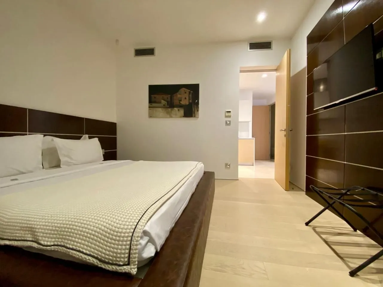 Prodaja, dvosoban stan, 108m², Zavala, Budva
