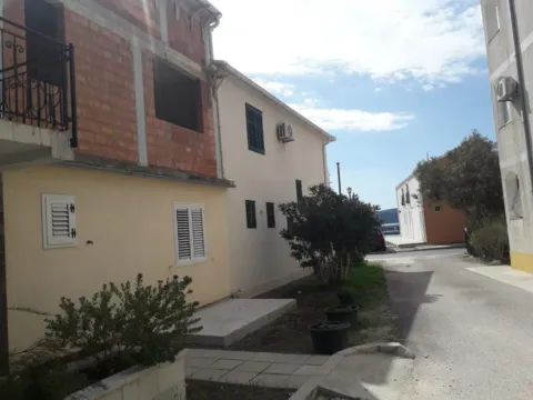 Prodaja, kuća, 105m², Donja Lastva, Tivat - image 2