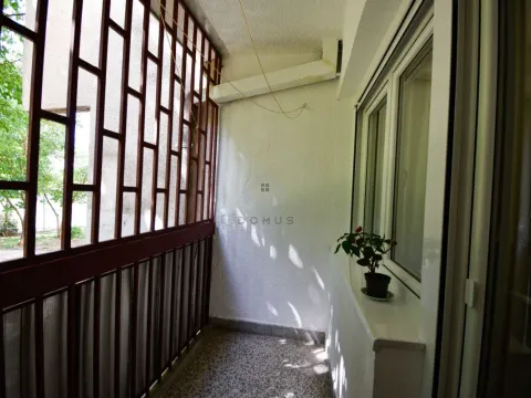 Izdavanje, dvosoban stan, 77m², Tuški Put, Podgorica - image 12