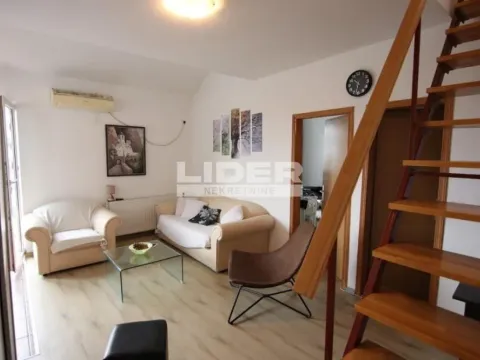 Sale, two bedroom apartment, 78m², Stari Grad, Beograd - image 2