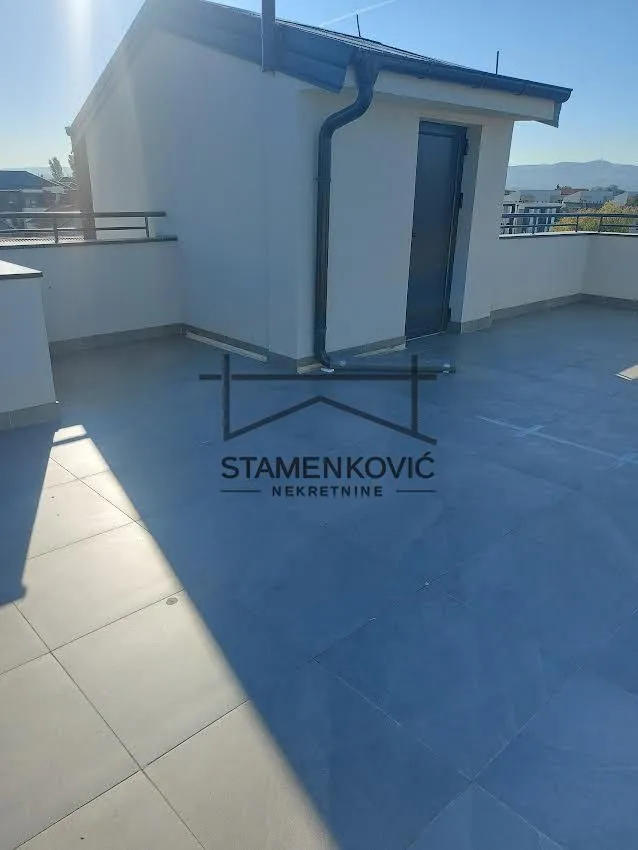 Prodaja, trosoban stan, 86m², Veternička rampa, Novi Sad Sve Podlokacije