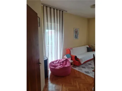 Prodaja, kuća, 410m², Pantelej, Niš - image 29