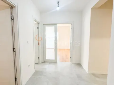 Izdavanje, stan, 92m², Central Point, Podgorica - image 8
