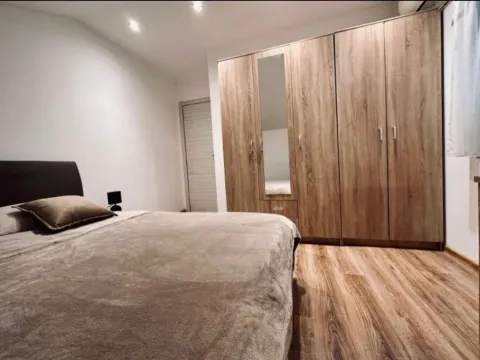 Rent, three bedroom apartment, 130m², Mažina, Tivat - image 8