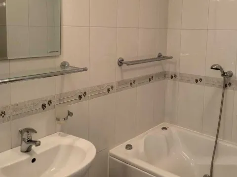 Sale, two bedroom apartment, 76m², Muo, Kotor - image 4