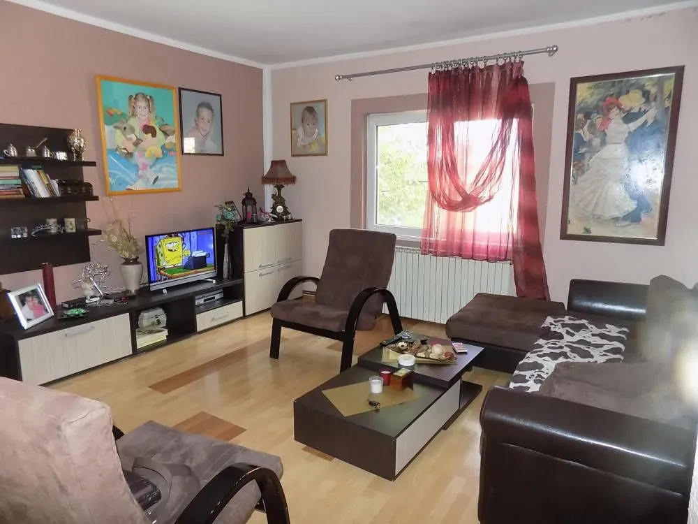 Prodaja, kuća, 98m², Solaris, Jagodina