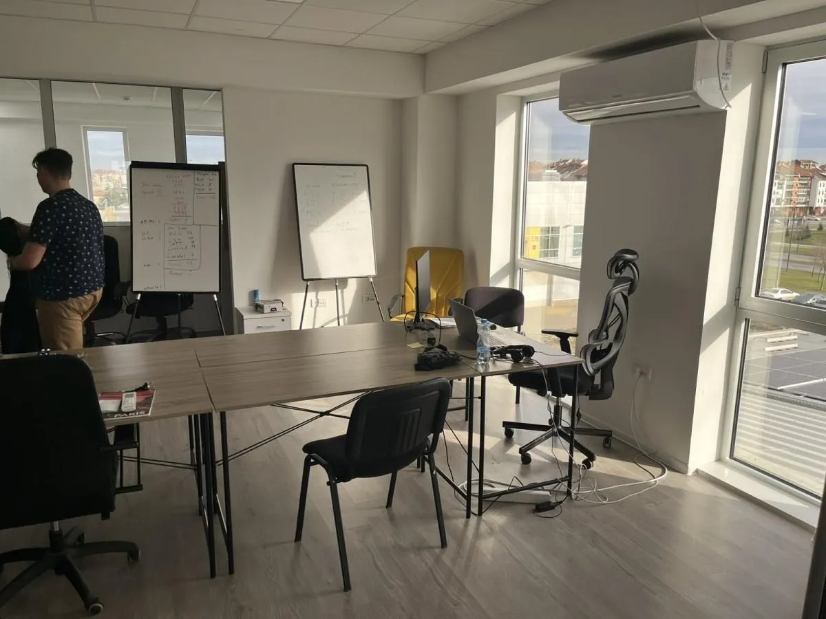 Rent, office space, 150m², Novo naselje, Novi Sad