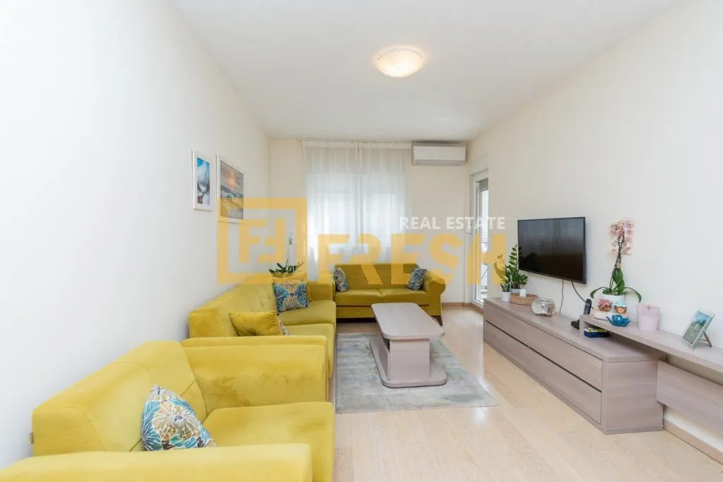Sale, two bedroom apartment, 72m², City Kvart, Podgorica