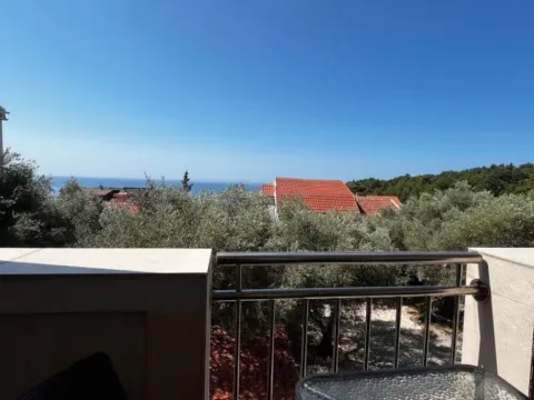 Prodaja, dvosoban stan, 84m², Petrovac, Budva