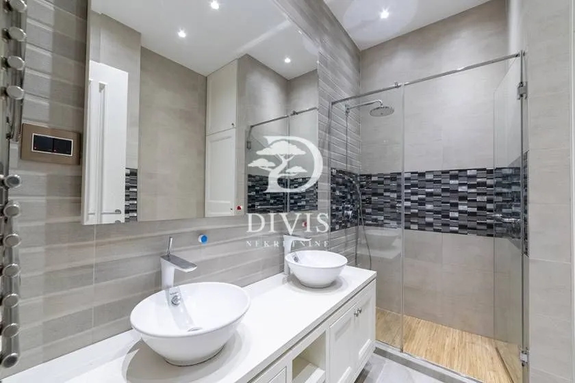 Sale, four bedroom apartment, 152m², Vračar Hram, Vračar Sve Podlokacije