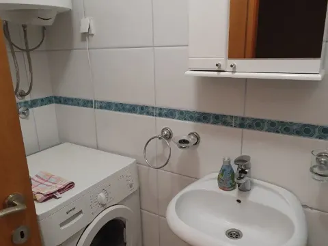 Izdavanje, jednosoban stan, 39m², Budva, Crna Gora - image 5