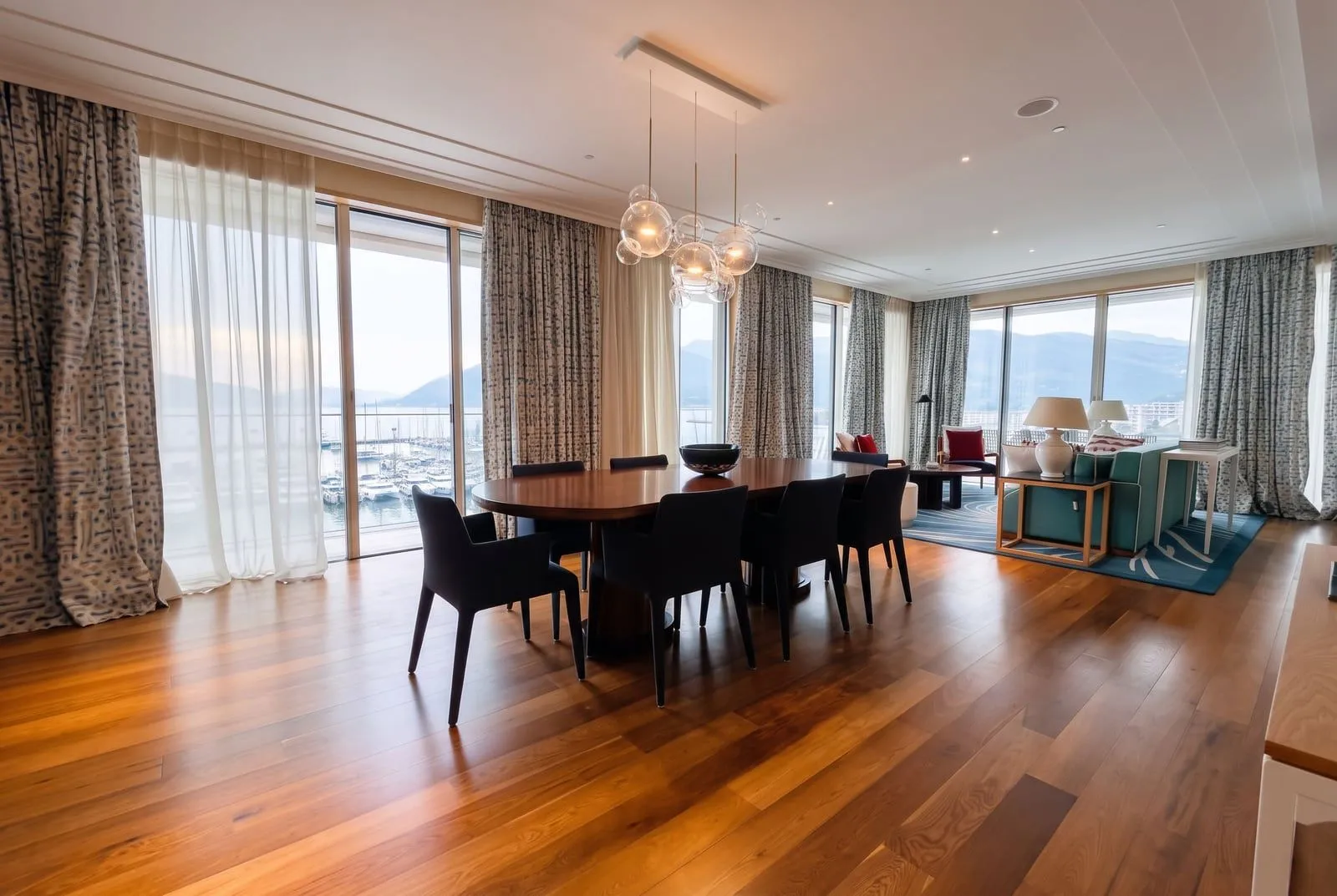 Prodaja, stan, 244m², Tivat, Crna Gora
