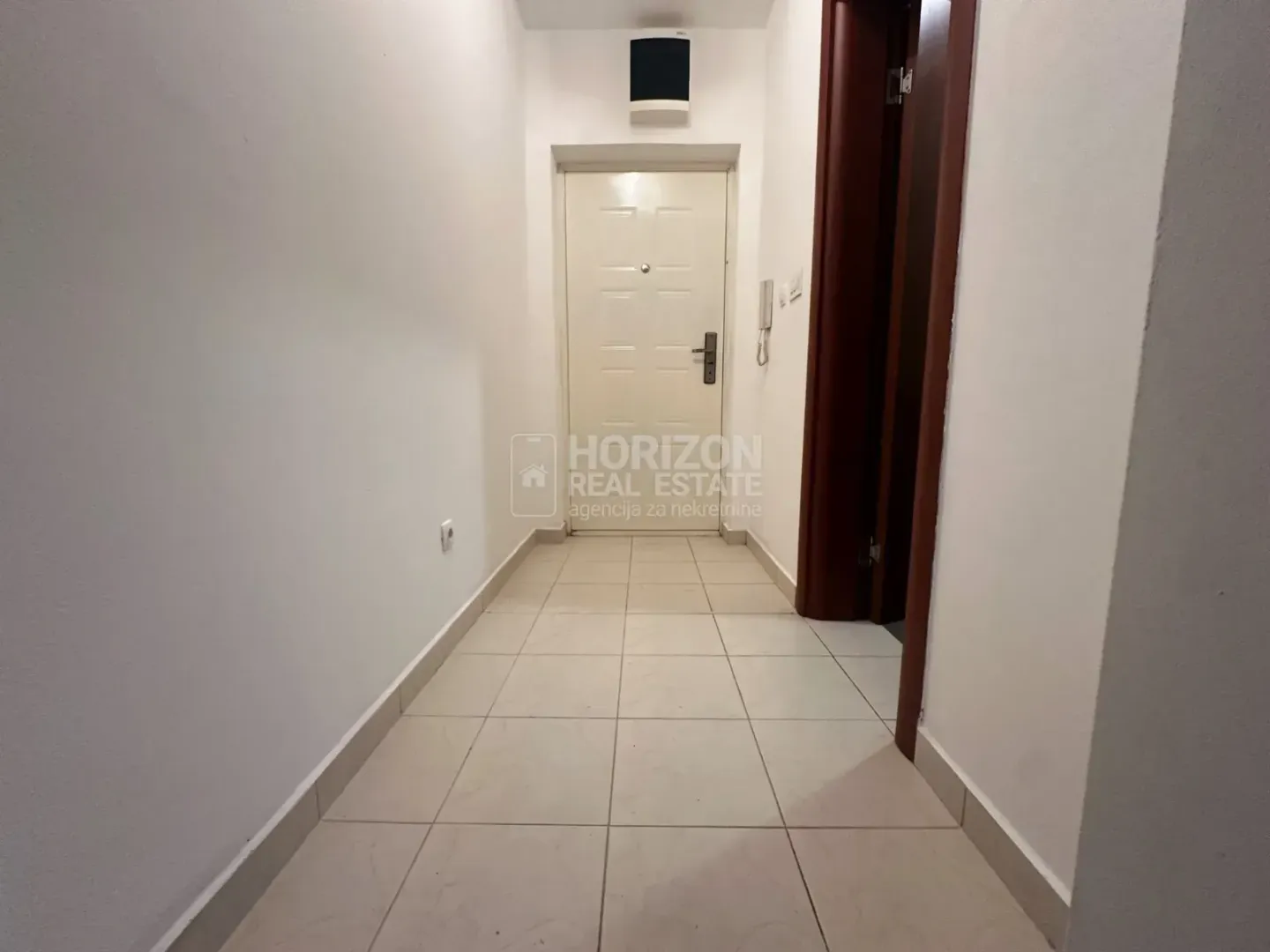 Rent, one bedroom apartment, 44m², Zagorič, Podgorica