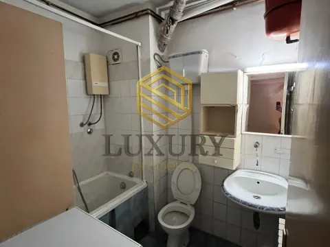 Rent, two bedroom apartment, 70m², Centar, Podgorica - image 9