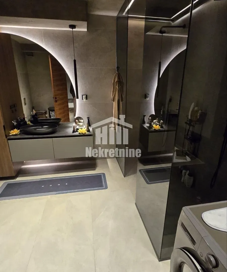 Sale, three bedroom apartment, 80m², Slavujev Venac, Zvezdara Sve Podlokacije