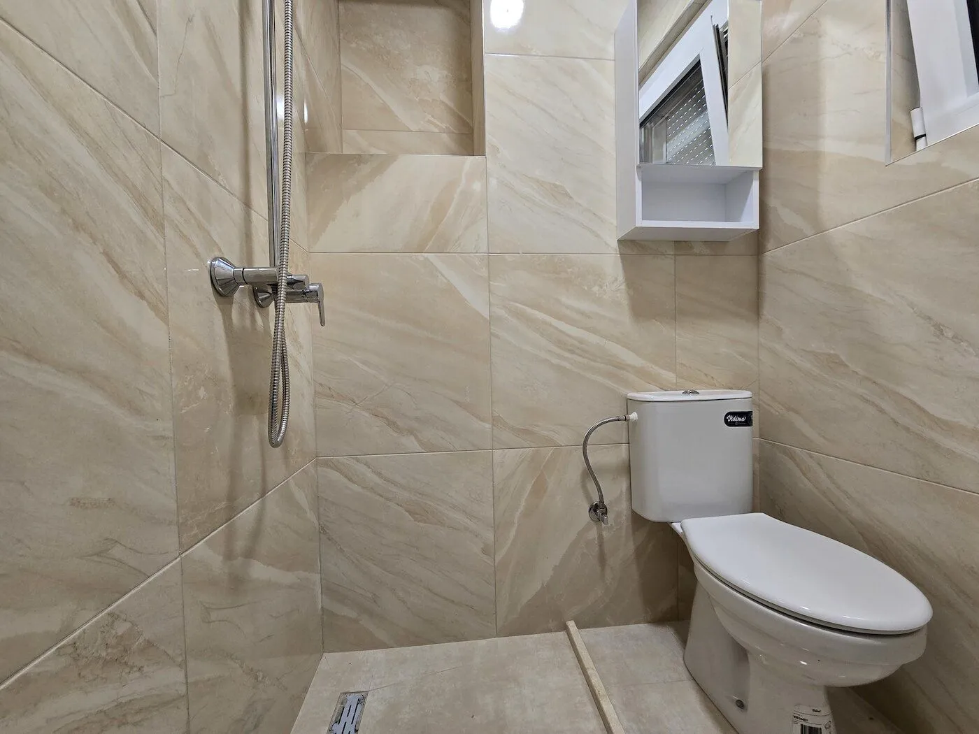 Rent, office space, 337m², Stari Aerodrom, Podgorica