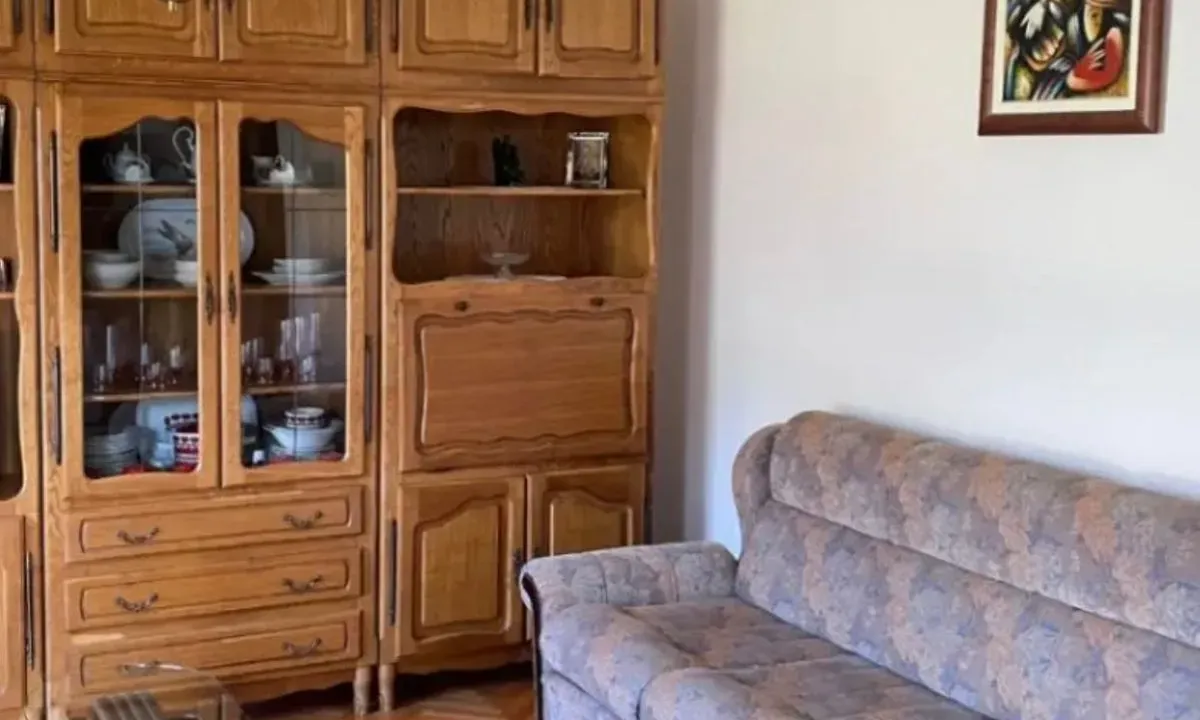 Rent, one bedroom apartment, 60m², Sveta Vrača, Kotor