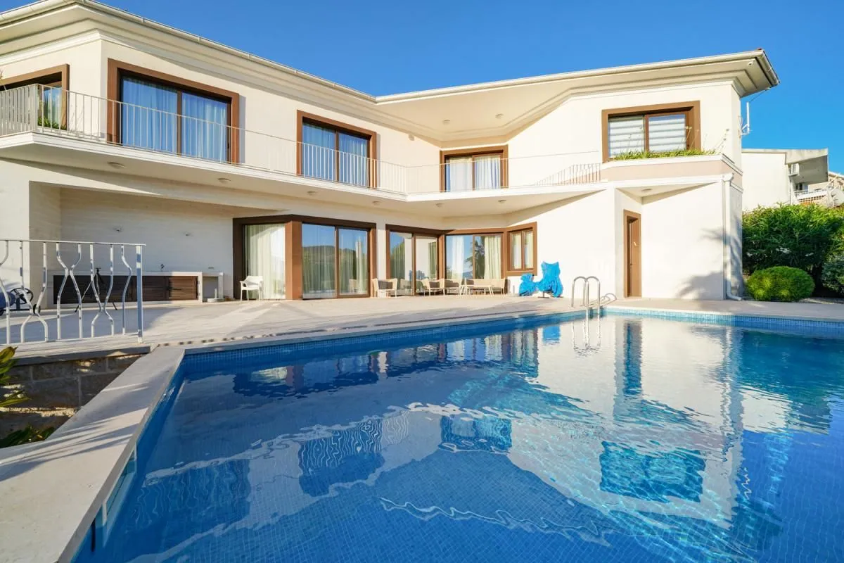 Prodaja, kuća, 285m², Tivat, Crna Gora
