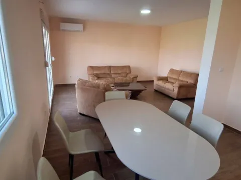 Rent, house, 150m², Donji Kokoti, Podgorica - image 10